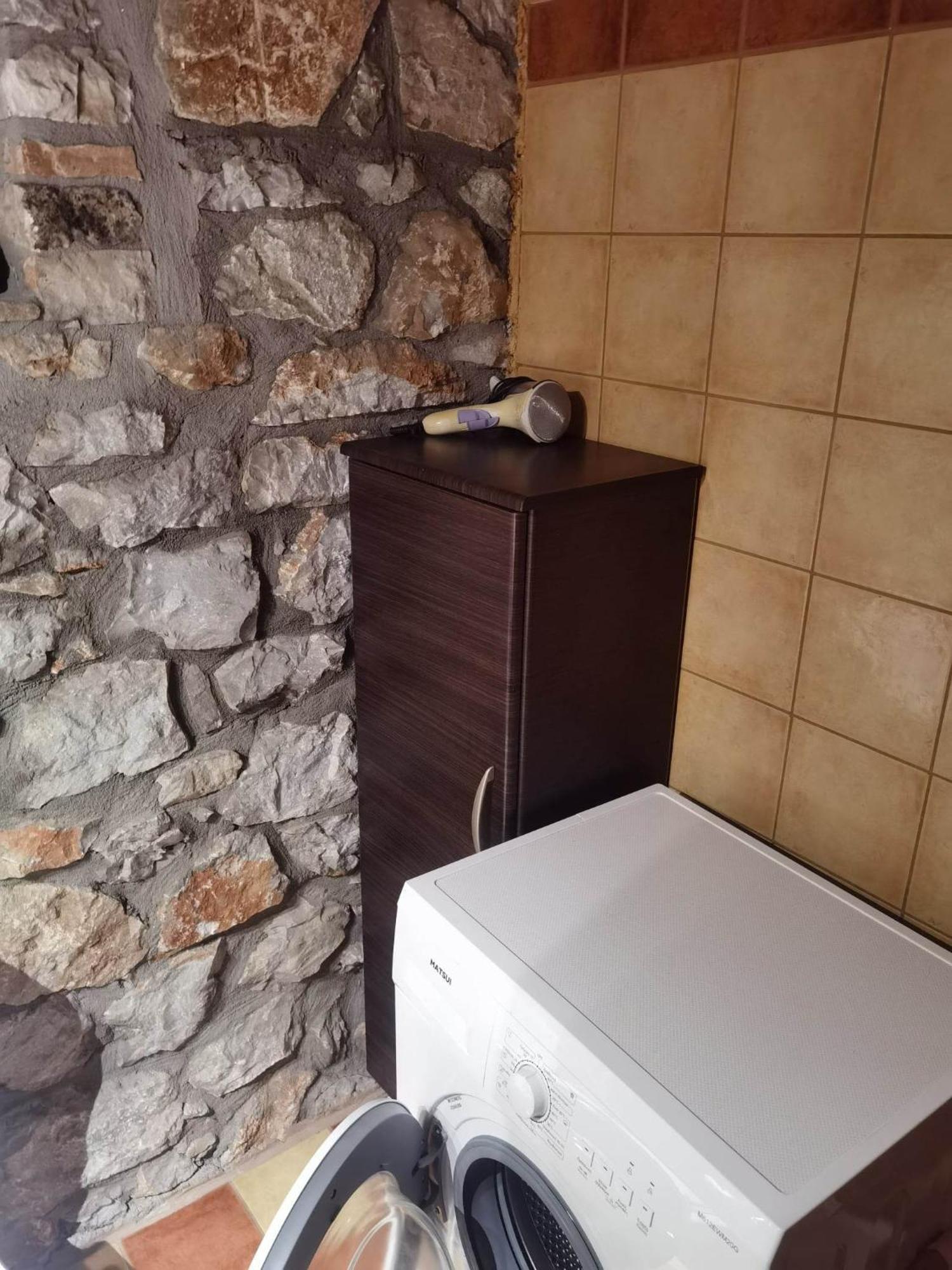 Traditional Stone Cottage In Palio Elatohori Exterior foto